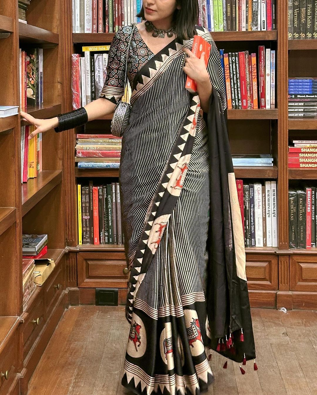 fablous trending lining  Digital Printed Modal SAREE