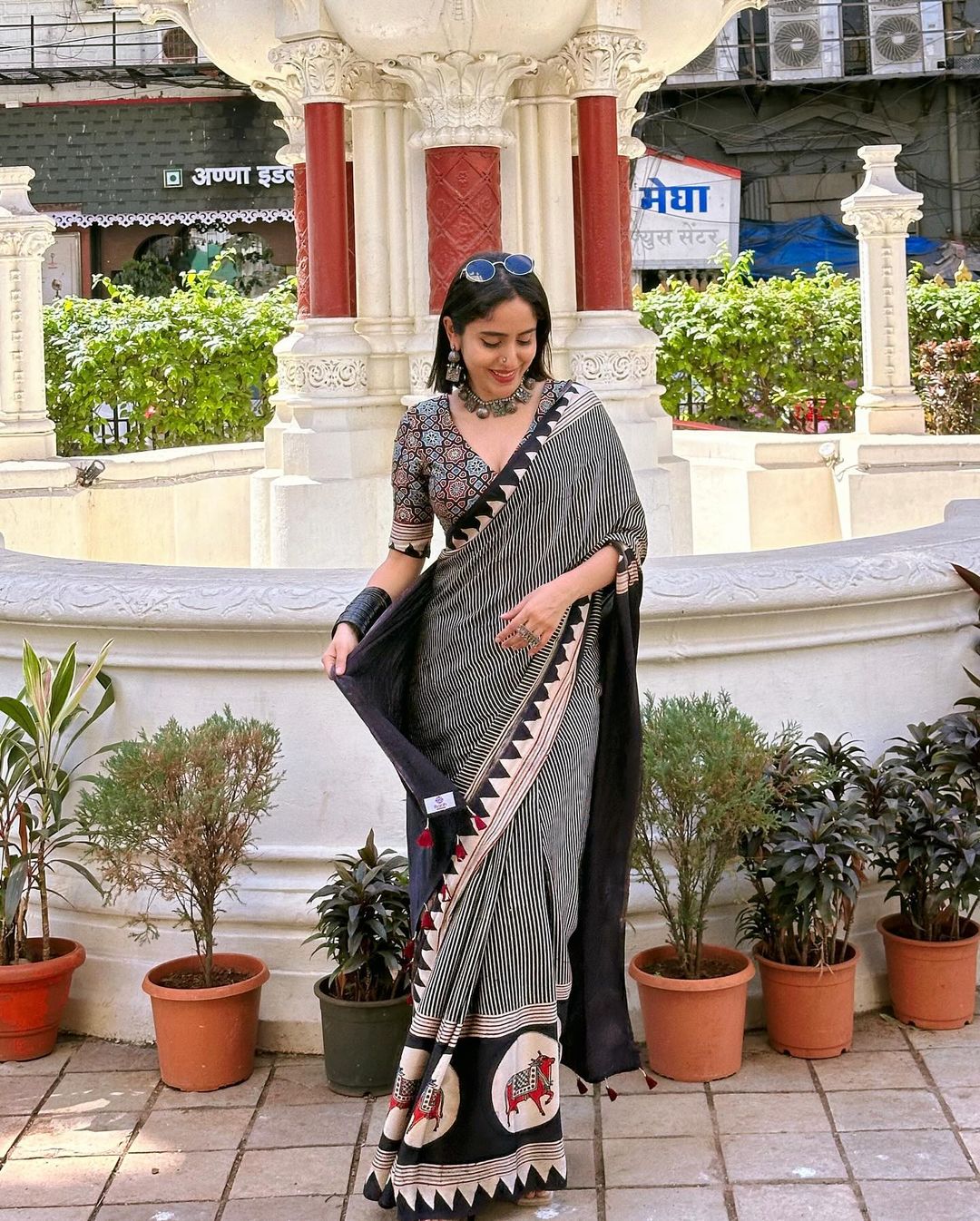 fablous trending lining  Digital Printed Modal SAREE