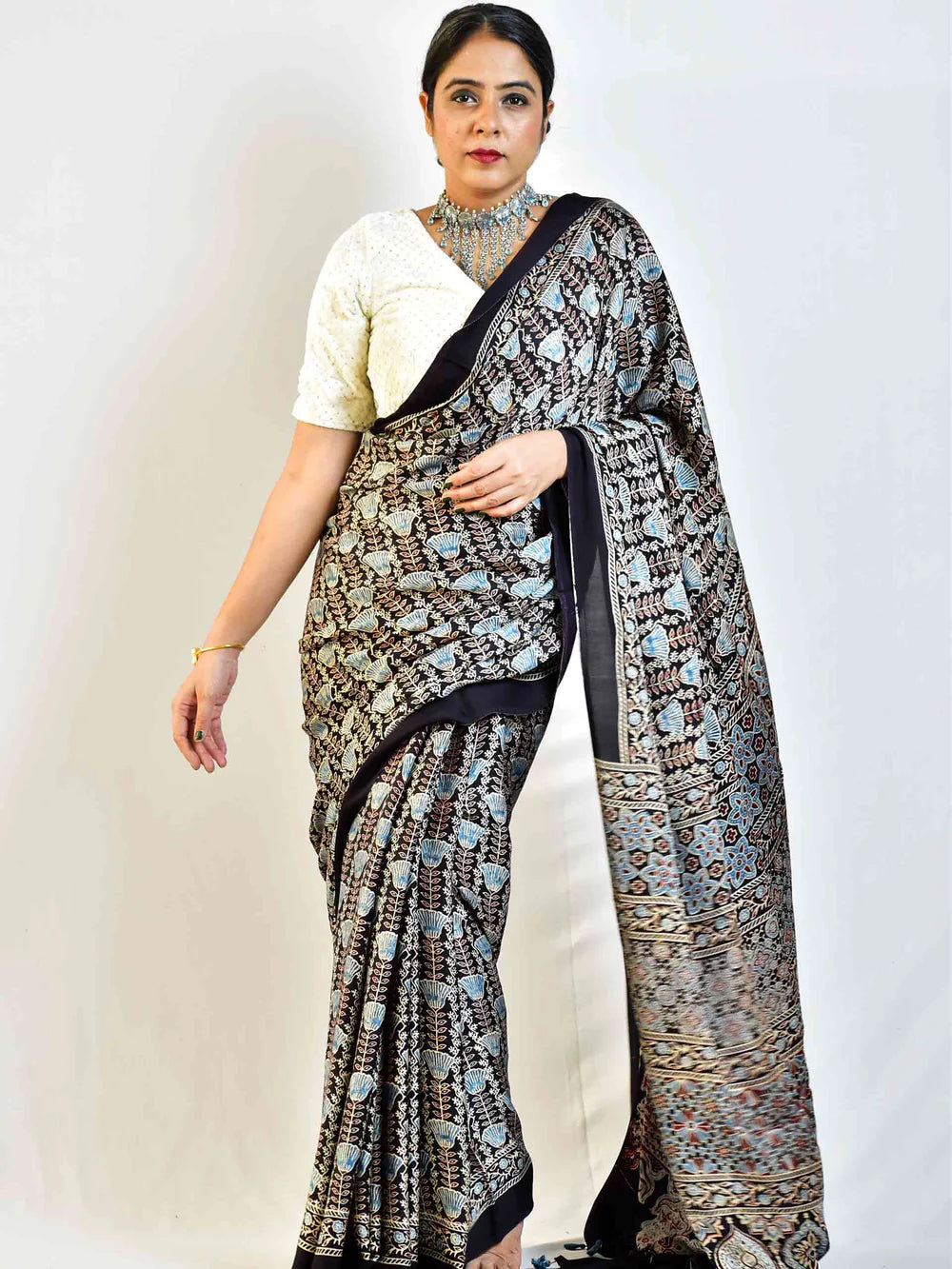 GEORGEOUS BLACK Color Digital Printed Modal SAREE