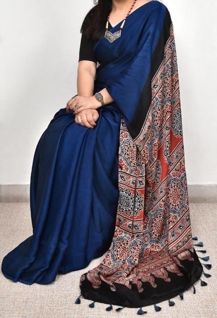 ELEGANT BLUE COLOR DIGITAL PRINTED MODAL SAREE