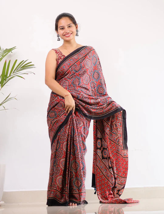 DESIGNER PALE RED COLOR DIGITAL PRINTED MODAL SAREE